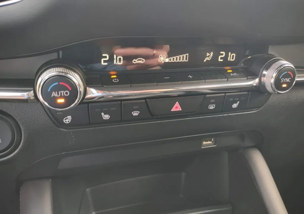 Mazda 3 cena 92250 przebieg: 34500, rok produkcji 2020 z Warszawa małe 379
